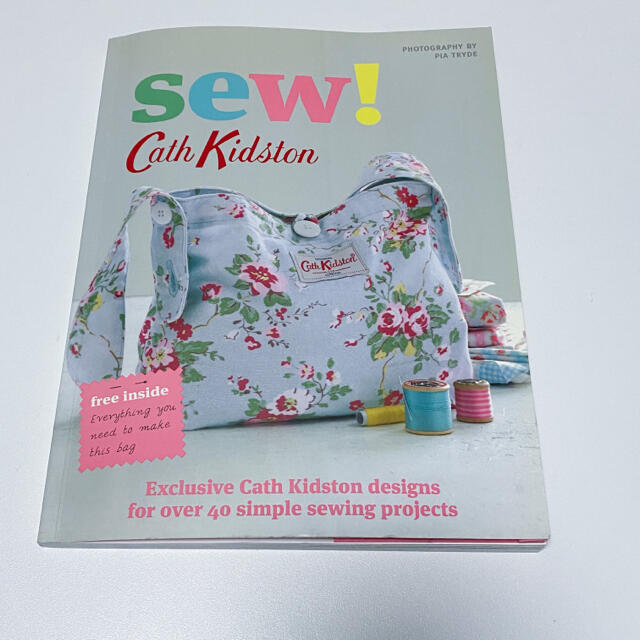 Cath Kidston(キャスキッドソン)のCATH KIDSTON SEW キャスキッドソンの世界 洋書 エンタメ/ホビーの本(洋書)の商品写真