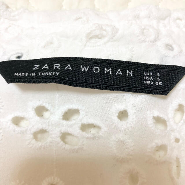 ZARA(ザラ)のZARA 白レースチュニック　Sサイズ レディースのトップス(チュニック)の商品写真