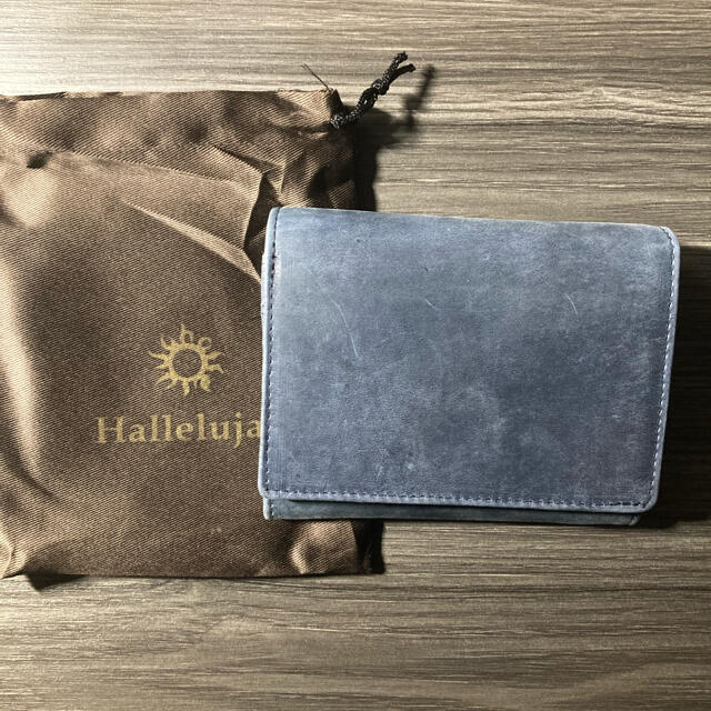 hallelujah  二つ折り財布　財布　折り財布 レディースのファッション小物(財布)の商品写真