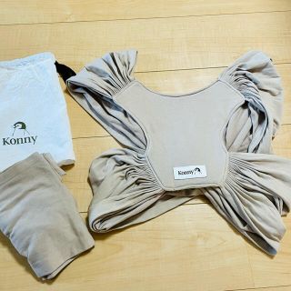 エルゴベビー(Ergobaby)のコニー　抱っこ紐　S ベージュ　konny(抱っこひも/おんぶひも)