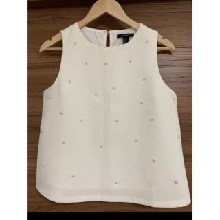 ザラ(ZARA)のパール　タンクトップ　ブラウス(タンクトップ)