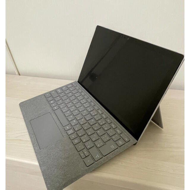 使用250h 第8世代Core i5 Surface Pro 6