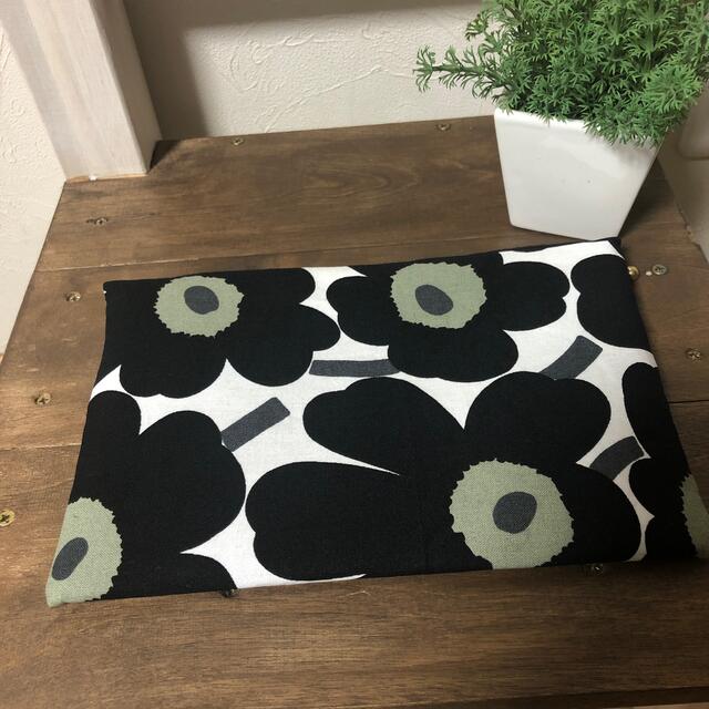 marimekko(マリメッコ)のマルチポーチ　マルチケース　マリメッコ　ハンドメイド　ポーチ ハンドメイドのファッション小物(ポーチ)の商品写真