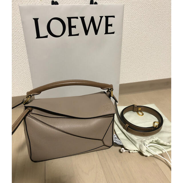 LOEWE(ロエベ)のロエベ　パズルバッグスモール　LOEWE レディースのバッグ(ショルダーバッグ)の商品写真