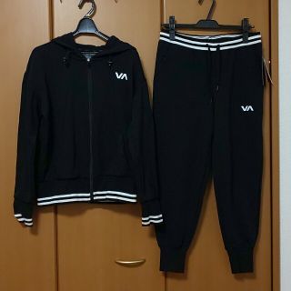 ルーカ(RVCA)の特価❣️新品 RVCA   BLACKセットアップ(セット/コーデ)