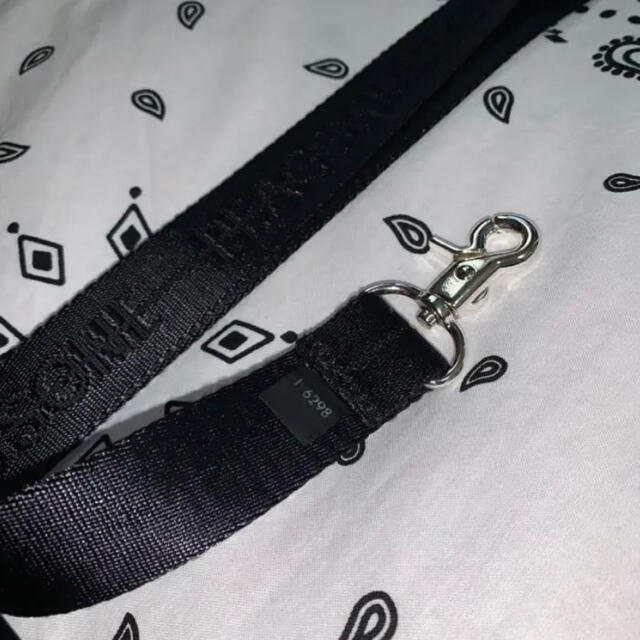 PEACEMINUSONE(ピースマイナスワン)のPEACEMINUSONE LANYARD レディースのファッション小物(キーホルダー)の商品写真