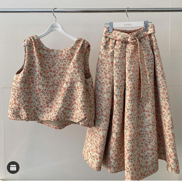 のような Drawer by yuhka's shop｜ドゥロワーならラクマ rosymonster新品未使用スプリングフラワージャガードスカートSサイズの通販  きます