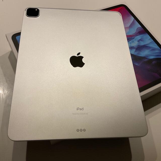 Apple(アップル)のiPad  Pro 12.9 第4世代　シルバー　128GB スマホ/家電/カメラのPC/タブレット(タブレット)の商品写真