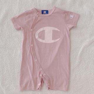 チャンピオン(Champion)のチャンピオン　ベビー服　新生児　50〜60cm ピンク(ロンパース)