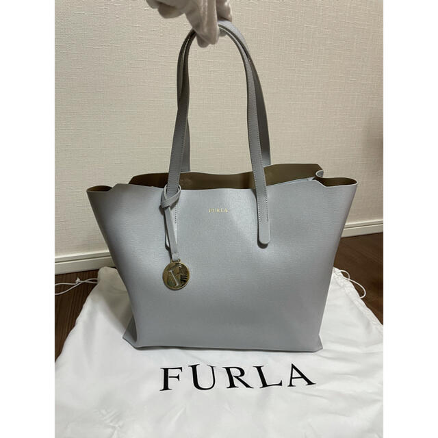 ほぼ未使用、美品☆フルラ FURLA トートバッグ ハンドバッグ