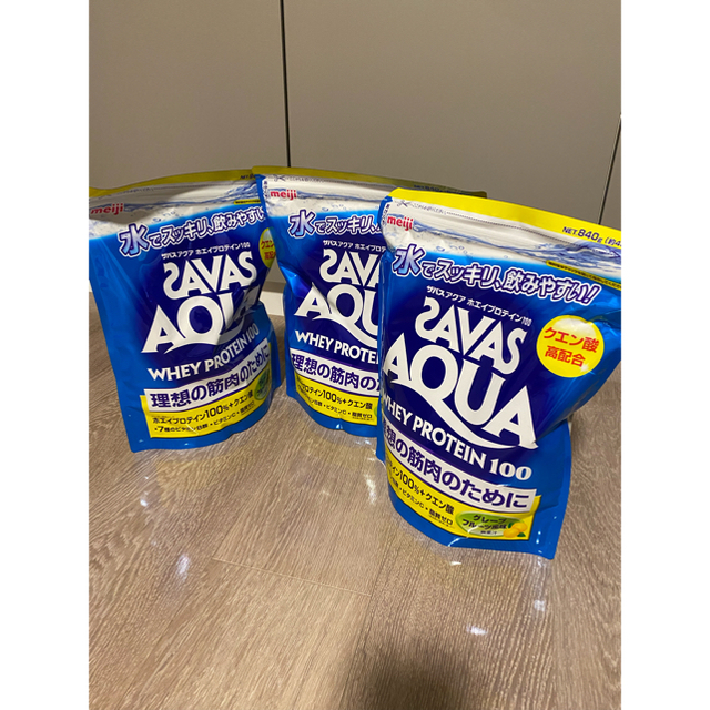 SAVAS(ザバス)のザバス アクアホエイプロテイン１００ グレープフルーツ風味 食品/飲料/酒の健康食品(プロテイン)の商品写真