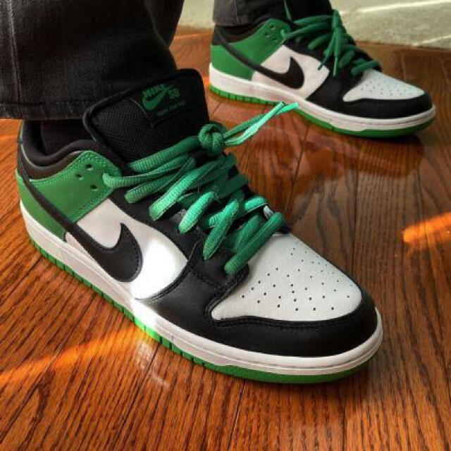 NIKE(ナイキ)のNIKE SB DUNK LOW PRO classicgreen 26.5cm メンズの靴/シューズ(スニーカー)の商品写真