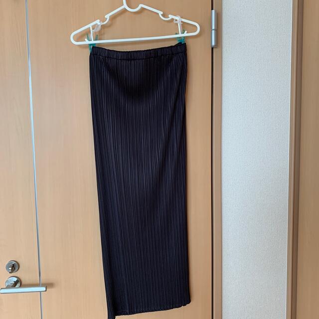 PLEATS PLEASE ISSEY MIYAKE(プリーツプリーズイッセイミヤケ)のプリーツプリーズ　ロングスカート レディースのスカート(ロングスカート)の商品写真