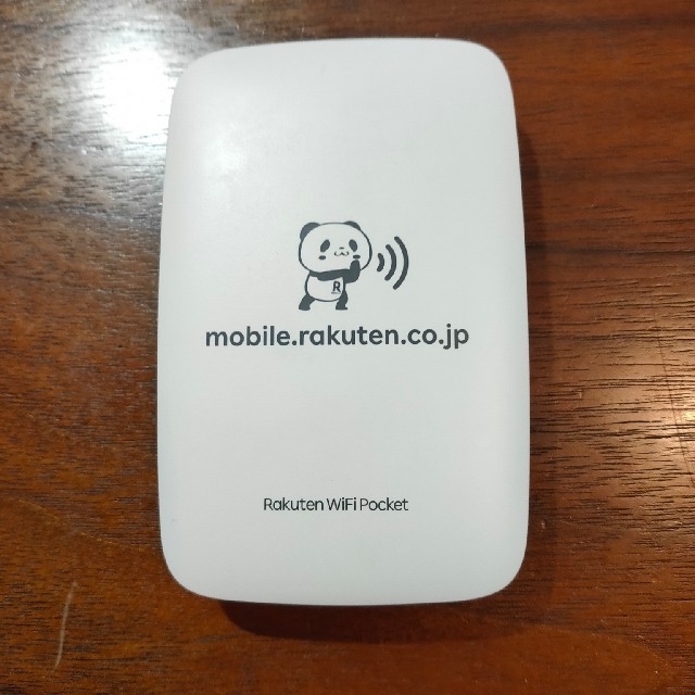 Rakuten(ラクテン)のRakuten WiFi Pocket　ポケットWi-Fiルーター スマホ/家電/カメラのPC/タブレット(PC周辺機器)の商品写真