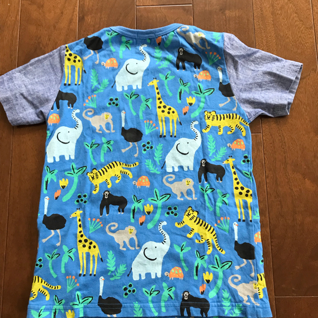 kladskap(クレードスコープ)のクレードスコープ美品　120Tシャツ キッズ/ベビー/マタニティのキッズ服男の子用(90cm~)(Tシャツ/カットソー)の商品写真