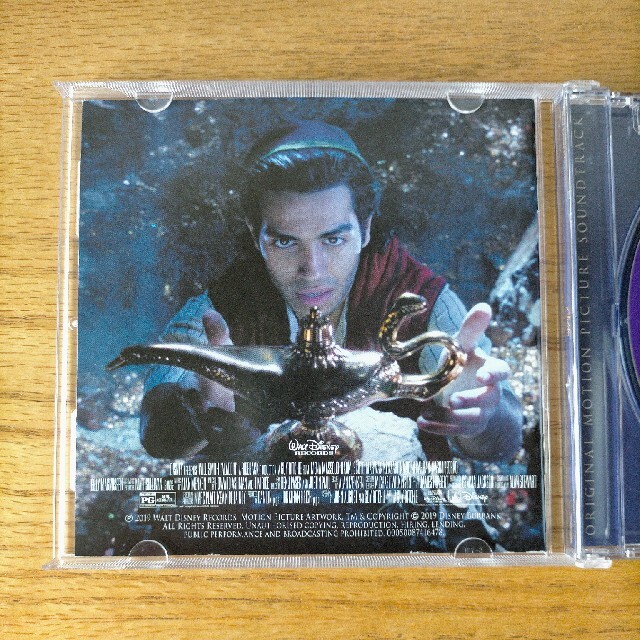 ディズニー 映画 アラジン  サウンドトラック ALADDIN エンタメ/ホビーのCD(映画音楽)の商品写真