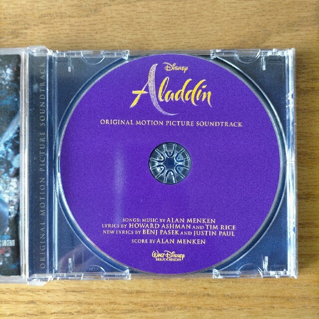 ディズニー 映画 アラジン  サウンドトラック ALADDIN エンタメ/ホビーのCD(映画音楽)の商品写真