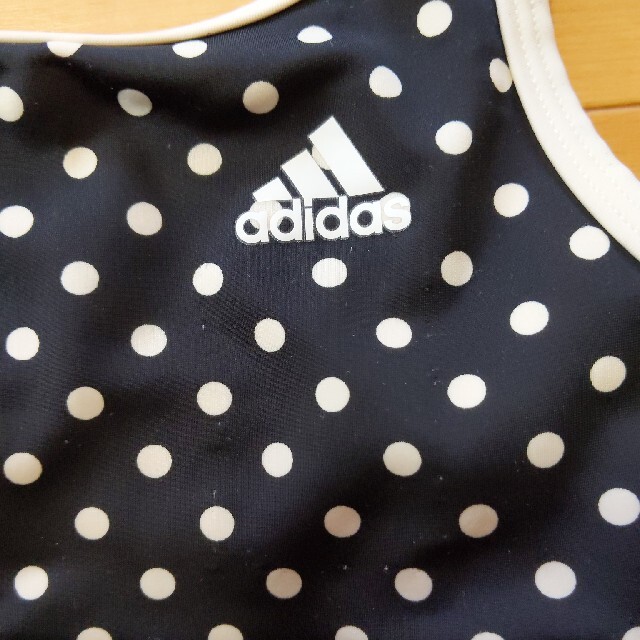 adidas(アディダス)のアディダス 水着 140 女の子 キッズ/ベビー/マタニティのキッズ服女の子用(90cm~)(水着)の商品写真