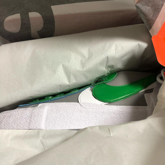 NIKE(ナイキ)のSACAI × NIKE BLAZER LOW "CLASSIC GREEN" メンズの靴/シューズ(スニーカー)の商品写真