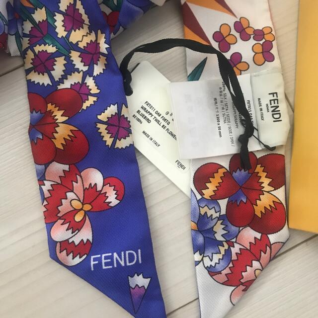 FENDI(フェンディ)の【新品未使用】FENDI フェンディ  ラッピー　スカーフ　ピーカブー レディースのファッション小物(バンダナ/スカーフ)の商品写真