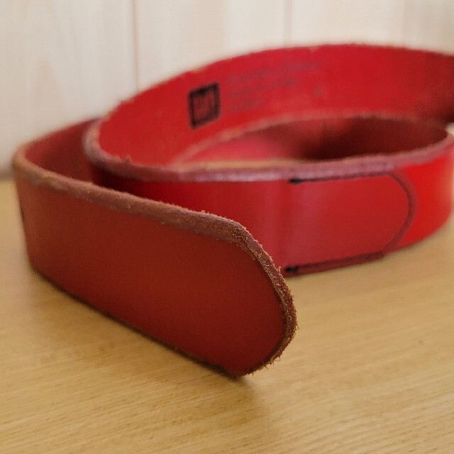 GAP 本革ベルト　赤 レディースのファッション小物(ベルト)の商品写真