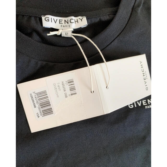 GIVENCHY(ジバンシィ)の【新作】ジバンシィ　シンプルロゴTシャツ　ブラック　12 レディースのトップス(Tシャツ(半袖/袖なし))の商品写真