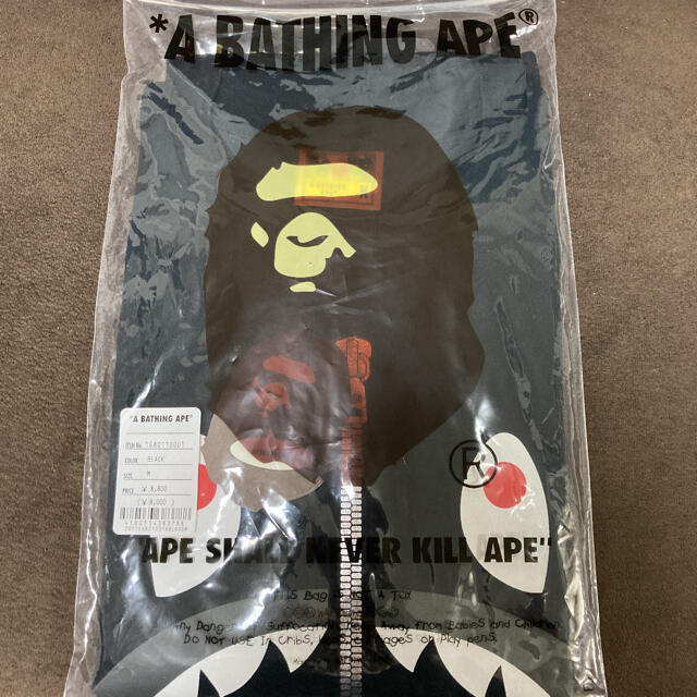 A BATHING APE(アベイシングエイプ)の☆専用商品☆BAPE シャークTシャツ ☆新品未使用☆ メンズのトップス(Tシャツ/カットソー(半袖/袖なし))の商品写真