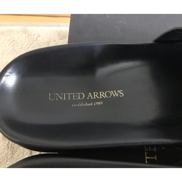 UNITED ARROWS(ユナイテッドアローズ)のUNITED ARROWS ユナイテッドアローズ ほぼ新品 ビット サンダル 黒 メンズの靴/シューズ(サンダル)の商品写真