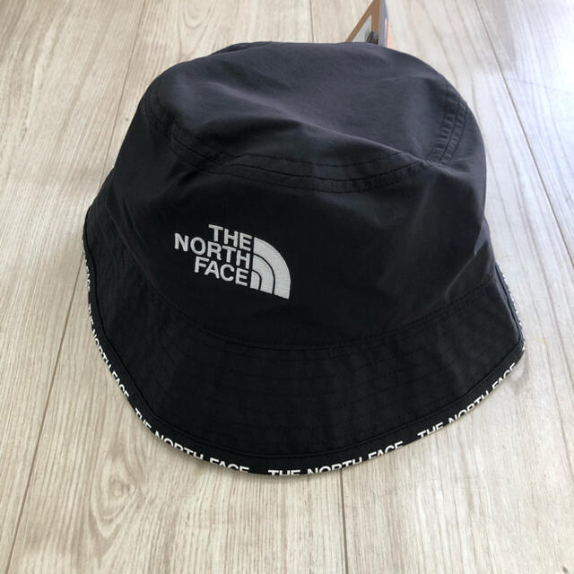 THE NORTH FACE(ザノースフェイス)の【SALE】人気　ノースフェイス　ユニセックス　バケットハット　ブラック S/M レディースの帽子(ハット)の商品写真