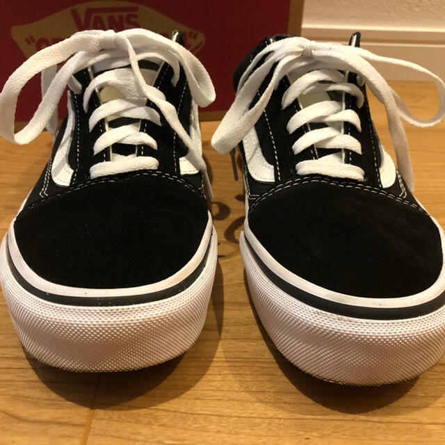 VANS(ヴァンズ)のvans oldskool ヴァンズ　オールドスクール　24.5cm レディースの靴/シューズ(スニーカー)の商品写真