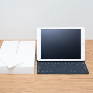 アップル(Apple)のiPad Pro 9.7インチ Wi-Fiモデル 32GB MLMQ2J/A(タブレット)