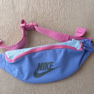 ナイキ(NIKE)のお値引き☆未使用！ナイキ　ウエストポーチ　ボディバッグ(ボディバッグ/ウエストポーチ)