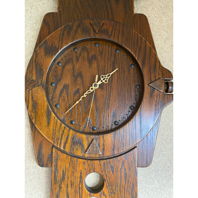 ハンドメイド 彫刻 天然木の通販 by JACK｜ラクマ 腕時計型 壁掛け時計 木製 お得豊富な
