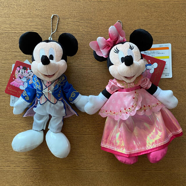 ディズニー ミッキーミニーぬいぐるみバッジ ペア3点