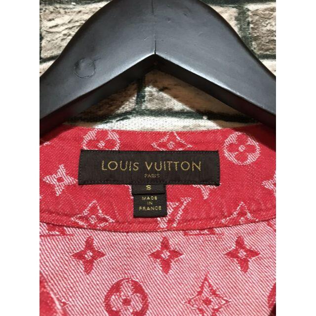 LOUIS VUITTON(ルイヴィトン)のルイヴィトン×シュプリーム★17AW モノグラムロゴデニムベースボールシャツ メンズのトップス(シャツ)の商品写真