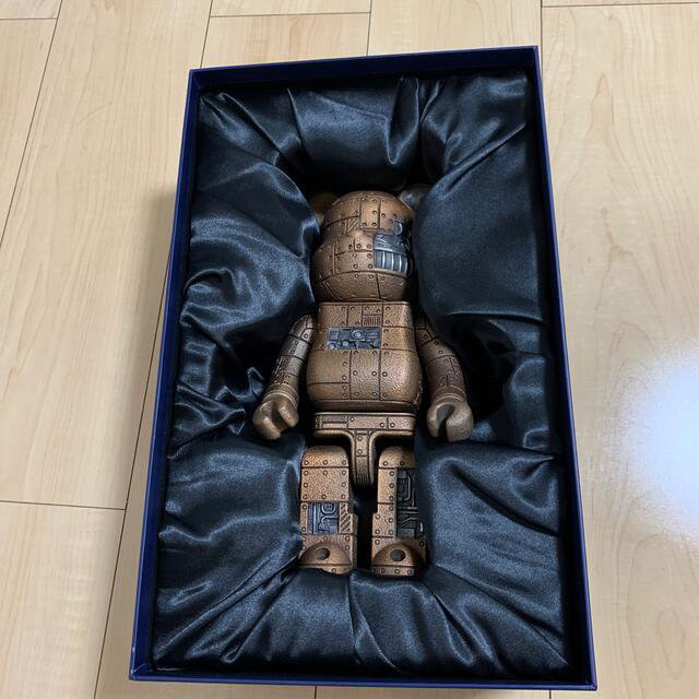 MEDICOM TOY(メディコムトイ)のBE@RBRICK ROYAL SELANGOR STEAMPUNK ハンドメイドのおもちゃ(フィギュア)の商品写真