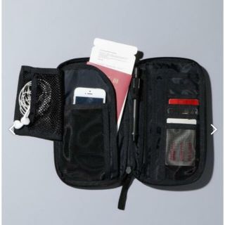 ビューティアンドユースユナイテッドアローズ(BEAUTY&YOUTH UNITED ARROWS)のユナイテッドアローズ　トラベルポーチ　ショルダー(トラベルバッグ/スーツケース)