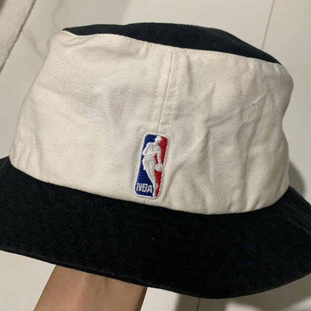 Reebok(リーボック)の専用　　NBA 76ers バケットハット　リーボック　reebok メンズの帽子(ハット)の商品写真