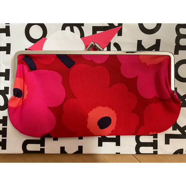 marimekko(マリメッコ)のマリメッコ　がま口ポーチ　 レディースのファッション小物(ポーチ)の商品写真