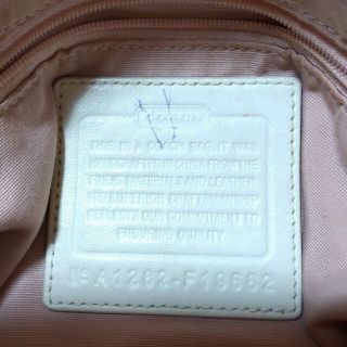 COACH - COACH コーチショルダーバック ホワイト&ベージュの通販 by さ ...