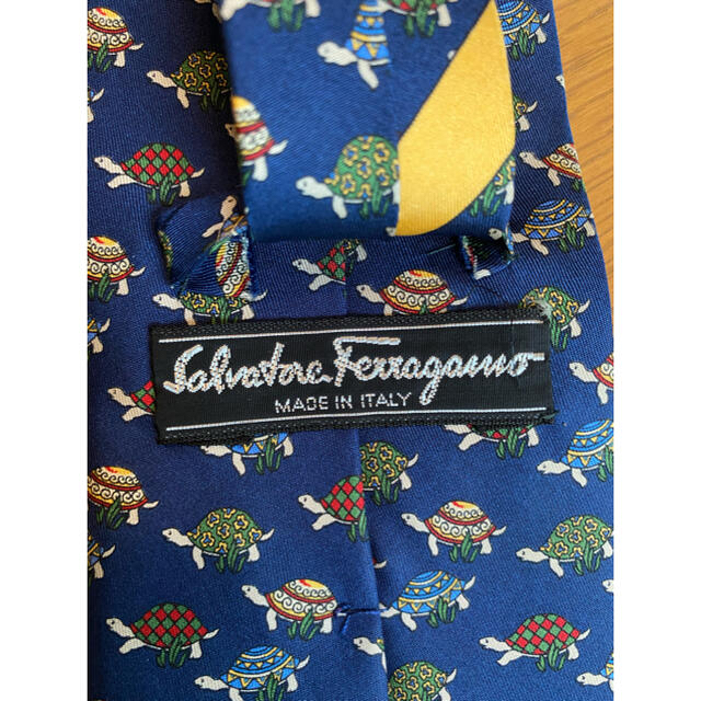 Salvatore Ferragamo(サルヴァトーレフェラガモ)のフェラガモ　ネクタイ　カメ柄　ブルー メンズのファッション小物(ネクタイ)の商品写真