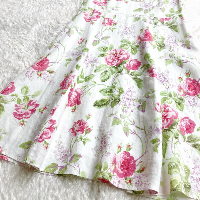 LAURA ASHLEY(ローラアシュレイ)の【美品】麻100％ LAURA ASHLEY 花柄ワンピース リネンマキシ レディースのワンピース(ロングワンピース/マキシワンピース)の商品写真