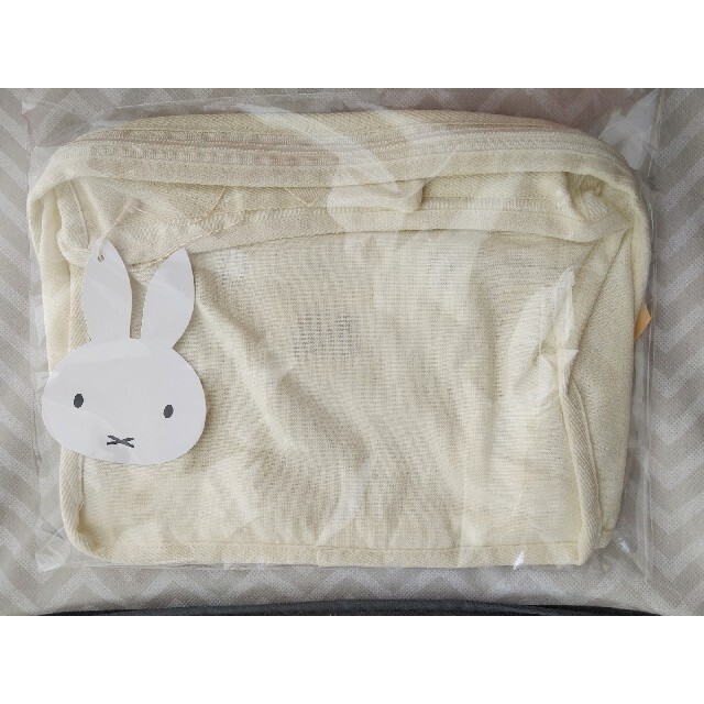 BREEZE(ブリーズ)の新品未使用 miffy×BREEZEコラボ　ミッフィー 布ボックス エンタメ/ホビーのおもちゃ/ぬいぐるみ(キャラクターグッズ)の商品写真