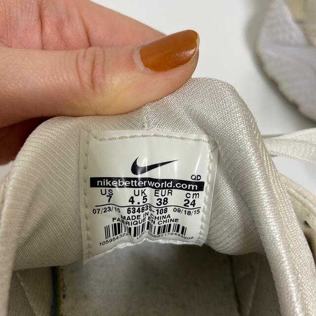 NIKE(ナイキ)のNIKE ナイキ　エアハラチ　24センチ レディースの靴/シューズ(スニーカー)の商品写真