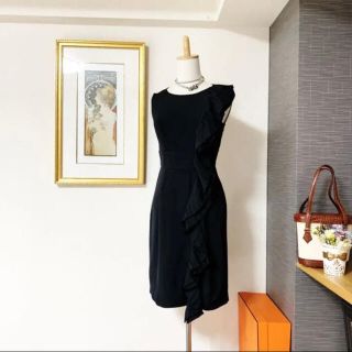 PRADA(ひざ丈ワンピース)のフリマアイテム一覧 PRADA(ひざ丈ワンピース)のフリマアイテム一覧