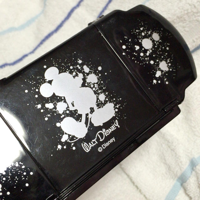 Disney(ディズニー)のʚ꒰⑅Az様専用ページPSP🎮ミッキーケース⑅꒱ɞ エンタメ/ホビーのゲームソフト/ゲーム機本体(携帯用ゲーム機本体)の商品写真