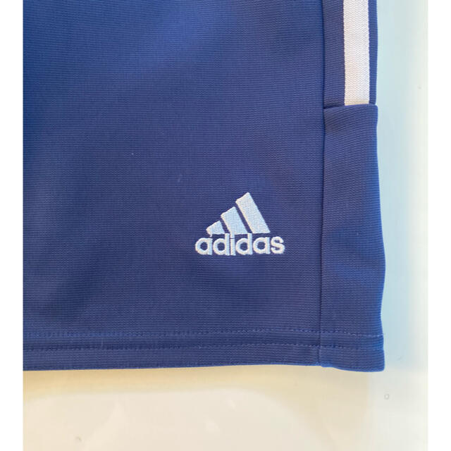 adidas(アディダス)のアディダス　ジャージハーフパンツ　130㎝ キッズ/ベビー/マタニティのキッズ服男の子用(90cm~)(パンツ/スパッツ)の商品写真