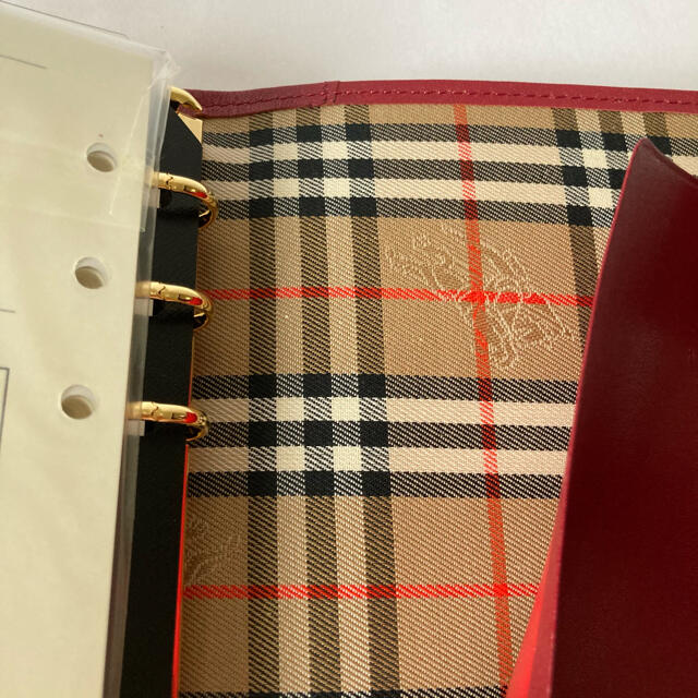 BURBERRY(バーバリー)のバーバリー システム手帳 レッド レディースのファッション小物(その他)の商品写真