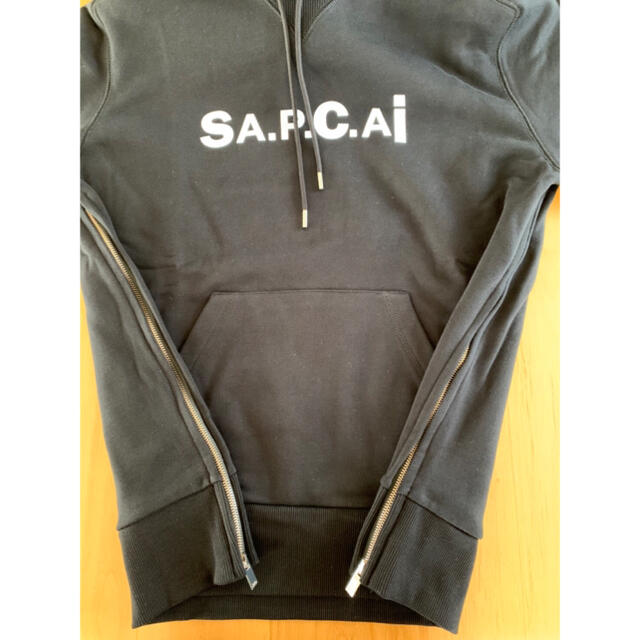 sacai(サカイ)の正規品 A.P.C. × SACAI アーペーセー サカイ ロゴ パーカー メンズのトップス(パーカー)の商品写真