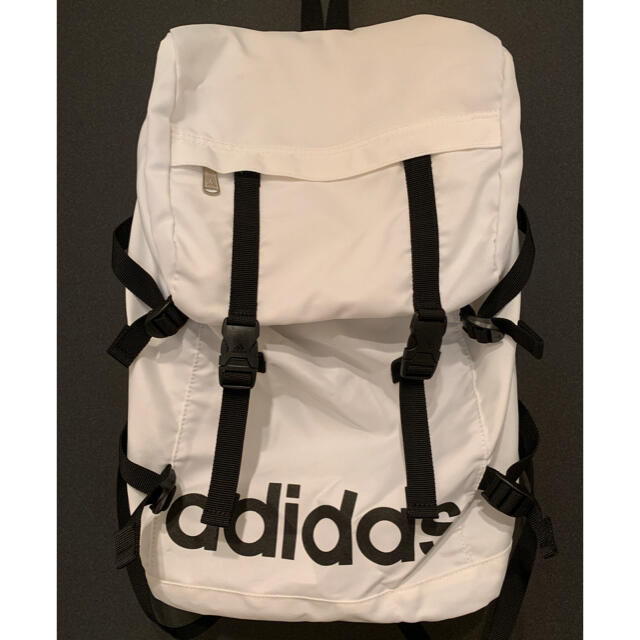 adidas(アディダス)のadidasリュック白 ☆値下げしました☆ レディースのバッグ(リュック/バックパック)の商品写真